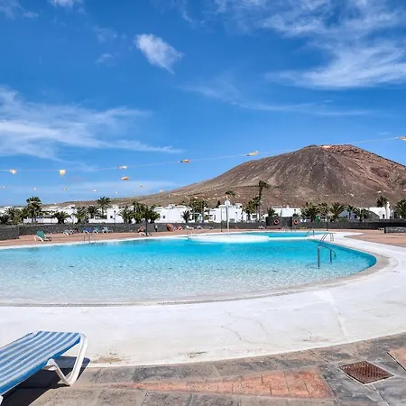 Apartamento El Geranio Shared Pool And Fast Wifi